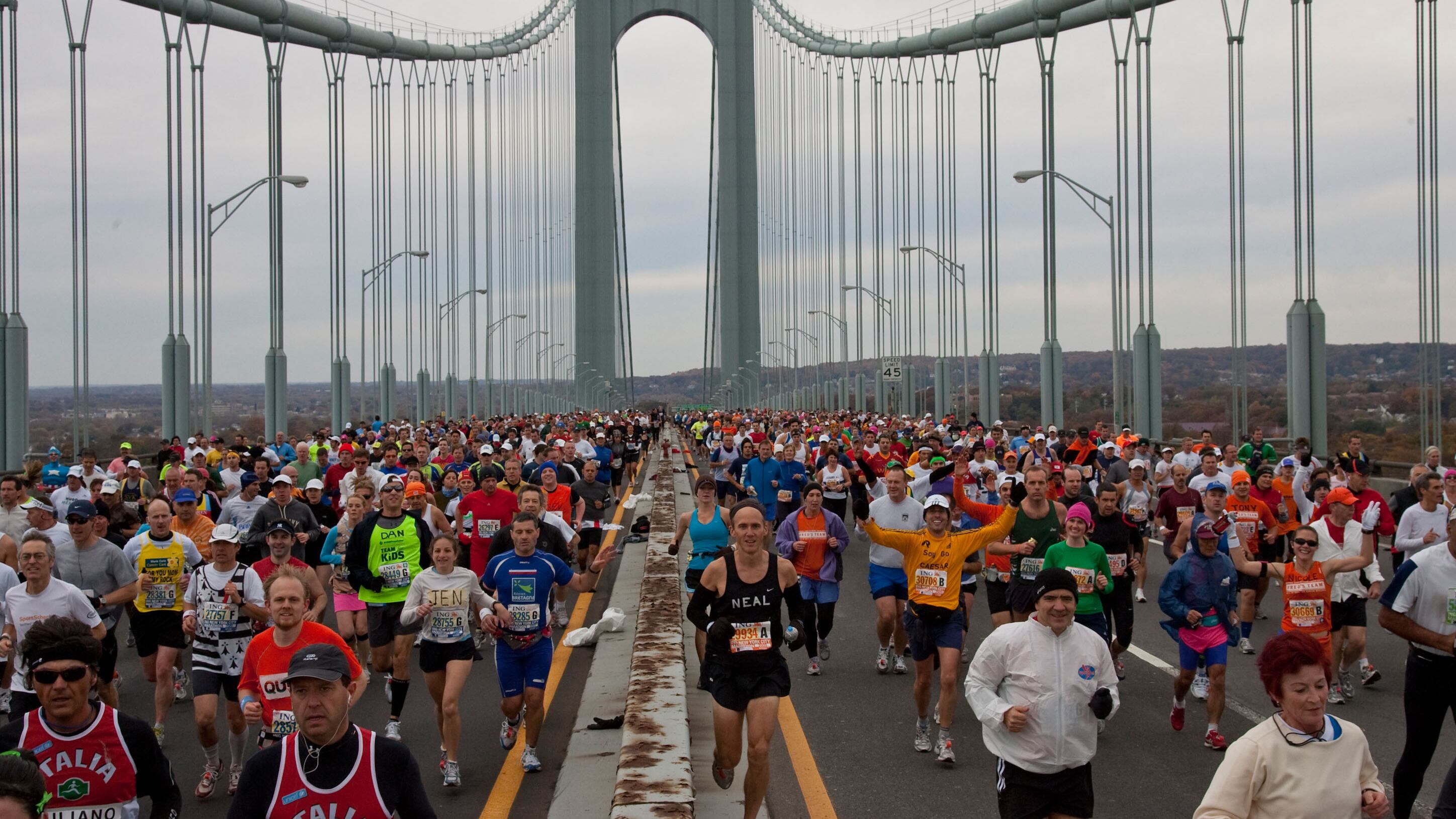 Maratona blindata. Gli italiani: "Mai avere paura"
