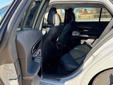 Mercedes Classe E SW Diesel: guarda la gallery della familiare dai bassi consumi  14