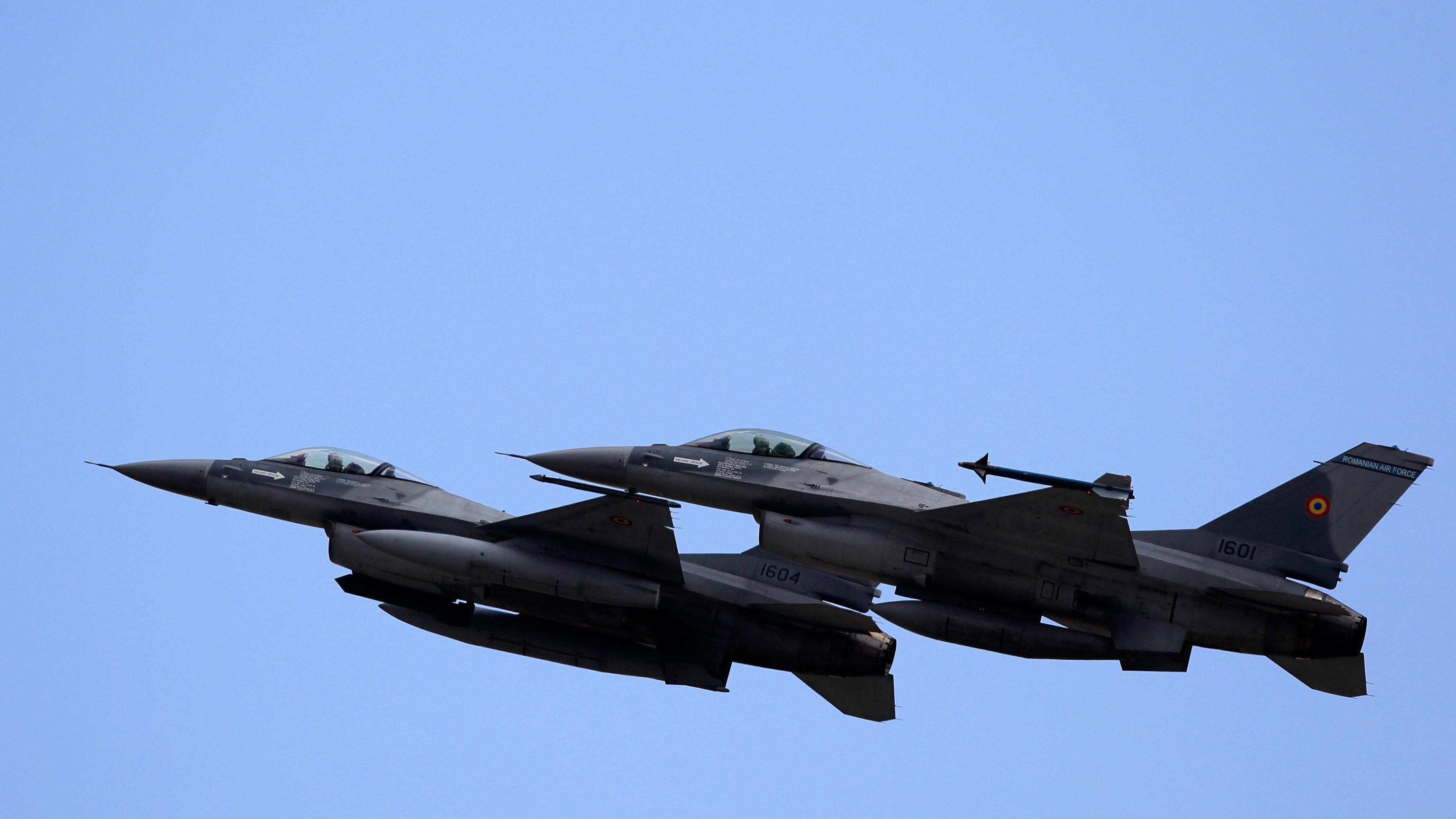 Dagli Usa bombe in Siria. Razzi sull'Egitto