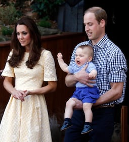 Ecco i dentini reali: impazziscono tutti per il royal baby 1