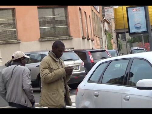 "Abbiamo portato in Francia due clandestini dentro un'auto"