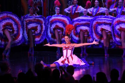 Festeggiamenti per i 130 anni del Moulin Rouge 3