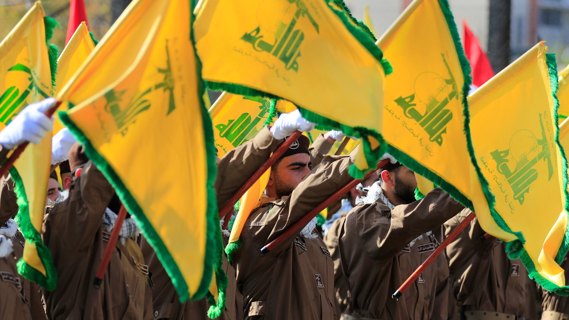 Israele prepara la risposta: riunito il gabinetto di sicurezza. E Hezbollah abbandona le basi nel sud