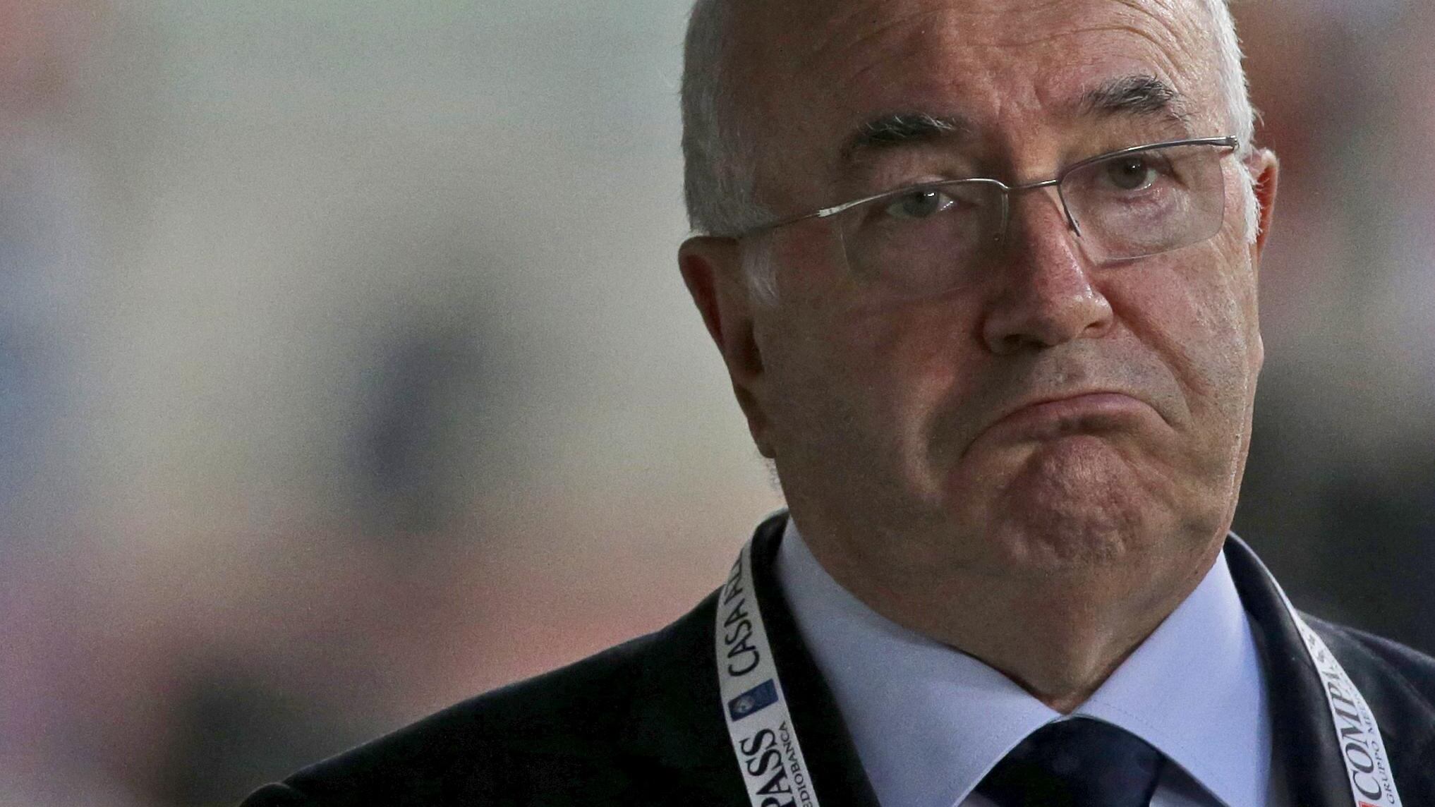 Tavecchio e Optì Pobà, la commedia finisce qua. "Punito" con una grazia