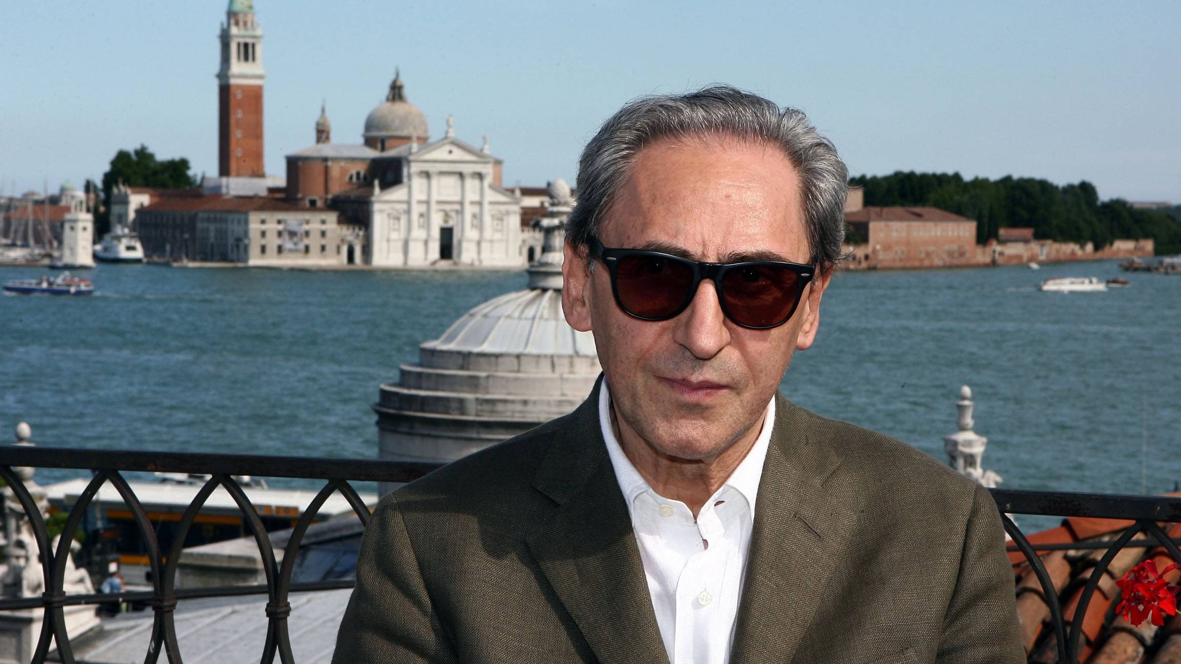 Una biografia "sinfonica" dalla Sicilia all'elettronica