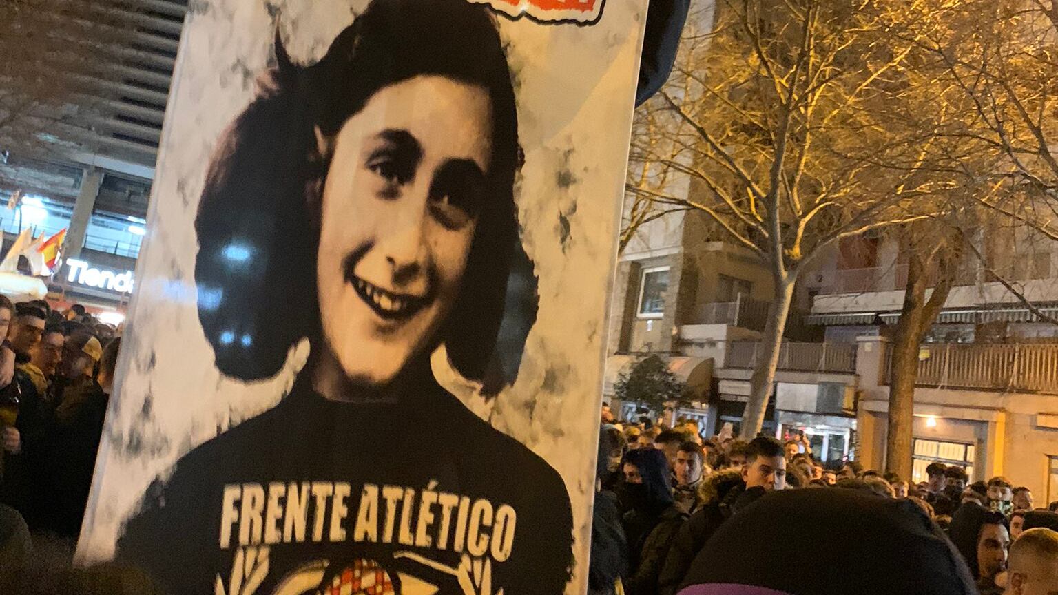 "Anna Frank è dell'Atletico", stupida provocazione prima del derby di Madrid