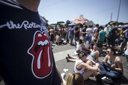 I fan in attesa del concerto dei Rolling Stones a Roma 4