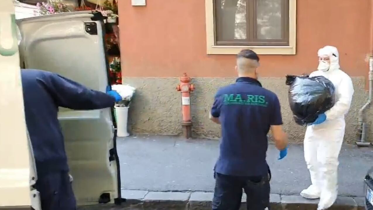 Genova, 37enne fa a pezzi cadavere della madre e lo mette in sacchi
