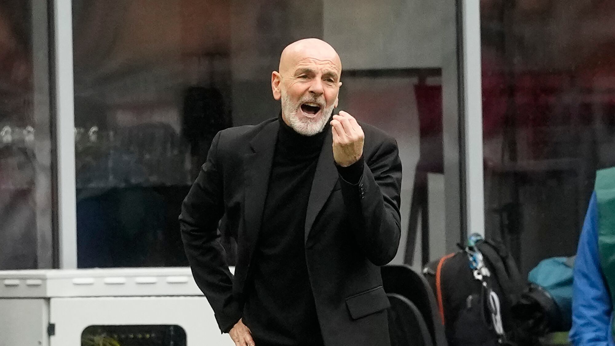 Il Milan torna a Verona e sogna un "fatal" allungo