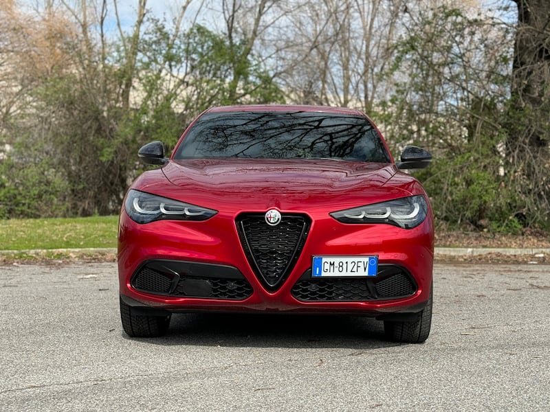 Alfa Romeo Stelvio 2024: guarda la gallery del restyling dell'amato SUV italiano 4