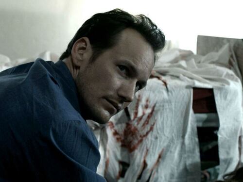 “Insidious: La Porta Rossa”, blando capitolo finale della saga horror