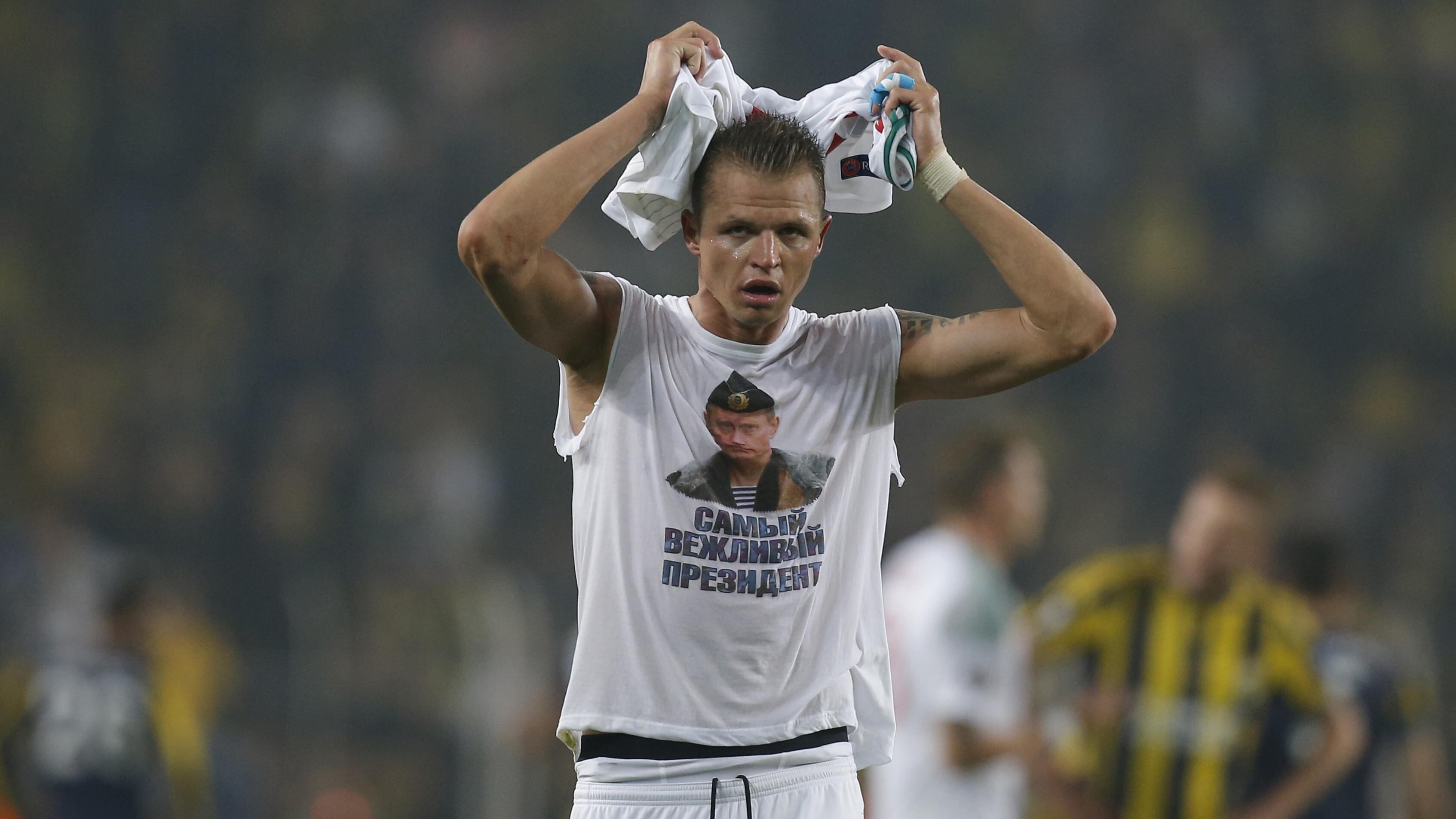 Condannato dalla Uefa per la maglia pro-Putin: 5mila euro di multa