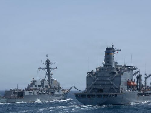 Nucleare, sanzioni e apertura di Hormuz: ecco i 14 punti del piano Usa-Iran per fermare la guerra