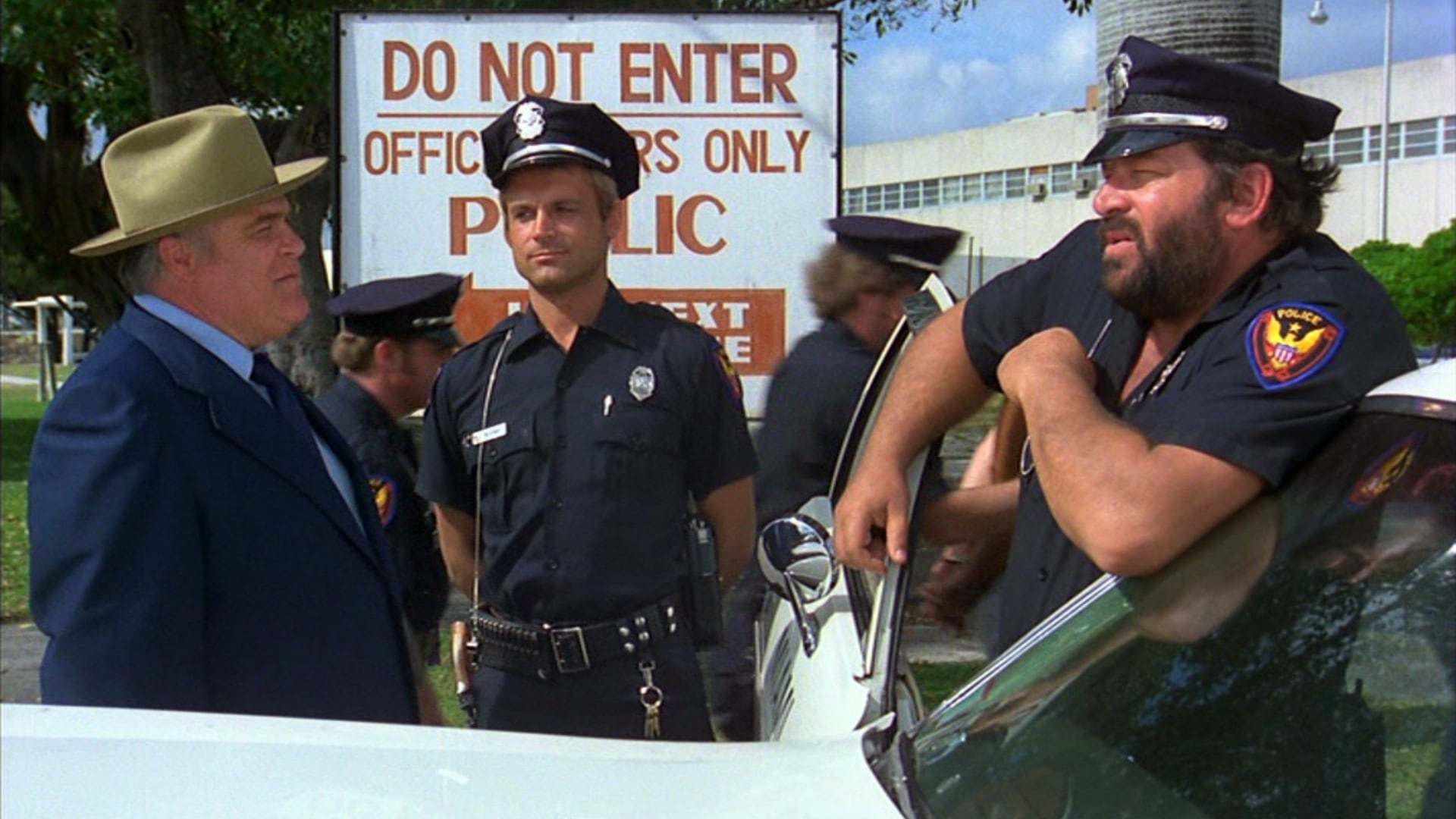 I due superpiedi quasi piatti, quando Bud Spencer e Terence Hill rischiarono l'arresto