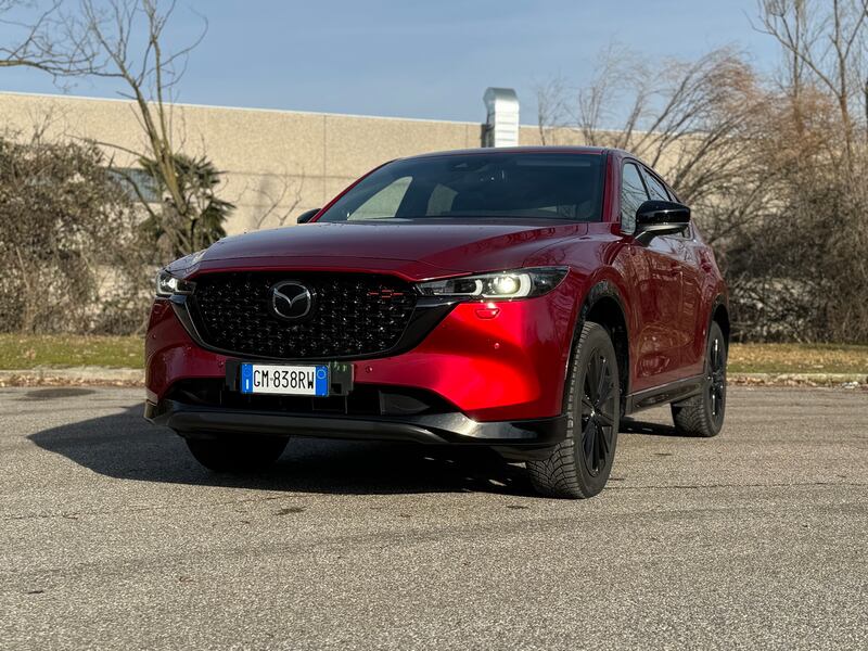 Mazda CX-5 2024: guarda la gallery del suv premium giapponese 13