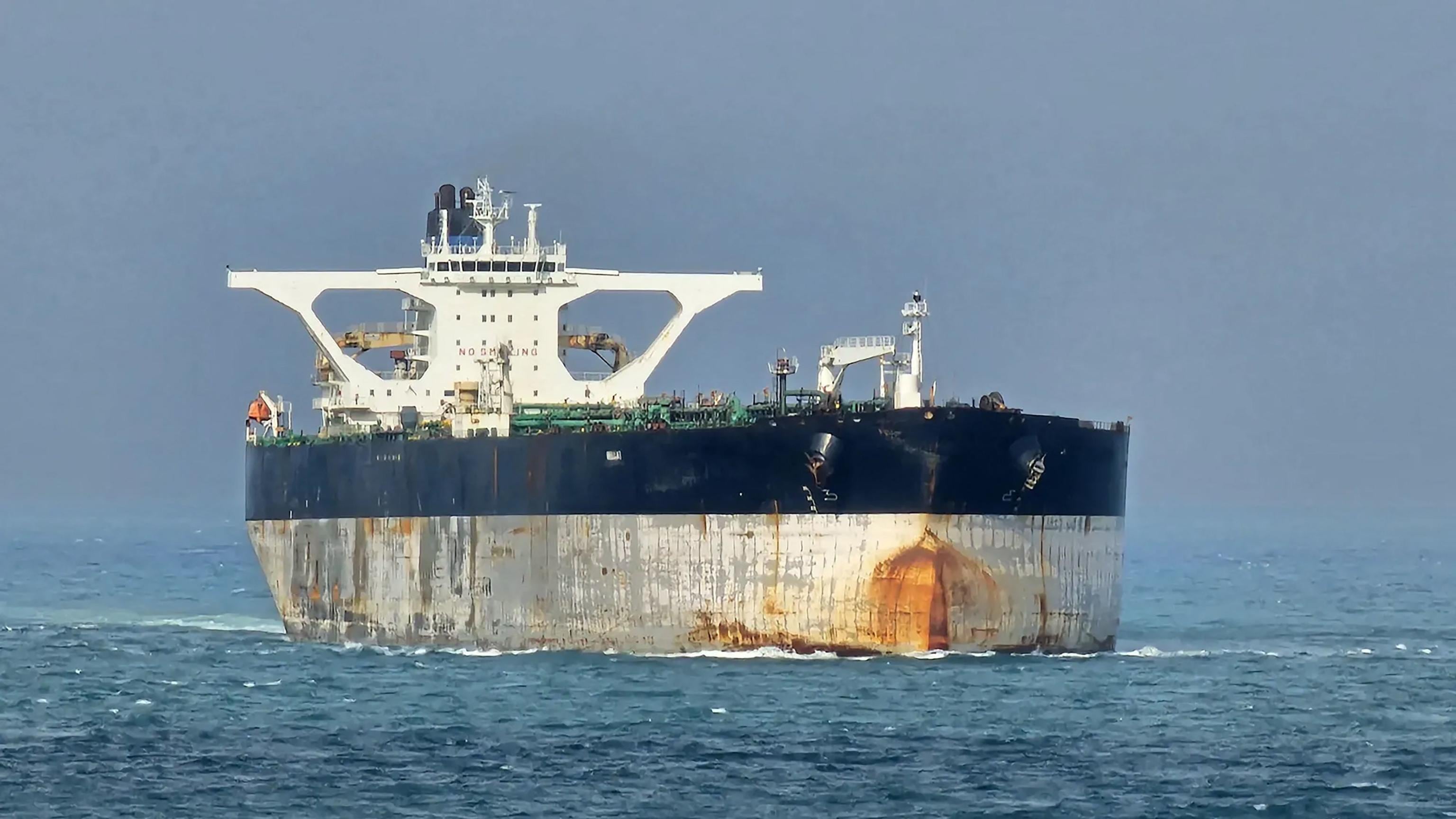 Infuria la guerra delle petroliere: come gli Usa colpiscono la “flotta ombra” della Russia