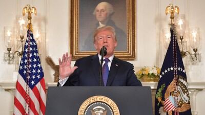 Trump contro i migranti irregolari: "Non sono persone ma animali"