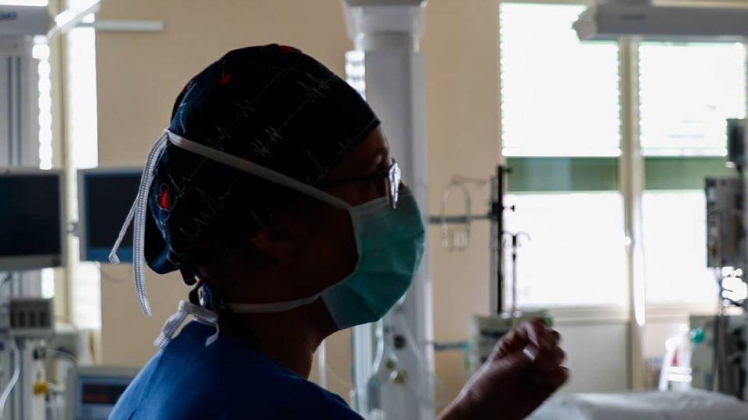Virus, l'Aifa concede il via libera alla sperimentazione di Avigan