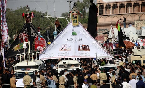 Gli sciiti del Pakistan commemorano l'Ashura 8