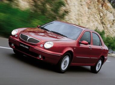 Lancia Lybra, guarda la gallery 10