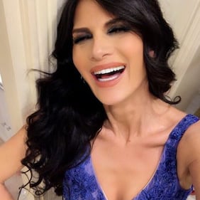 Pamela Prati hot al mare 1