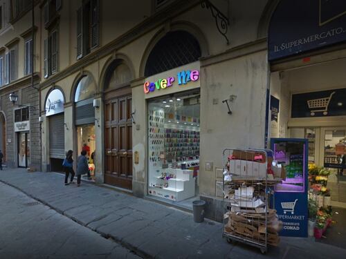 Firenze, ruba whisky e picchia la cassiera: arrestato nordafricano