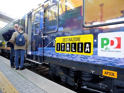 Parte il treno del Pd