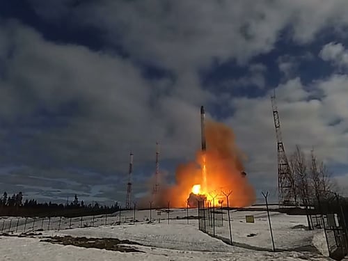 "Testato missile Sarmat": la sfida di Putin mentre Biden era a Kiev