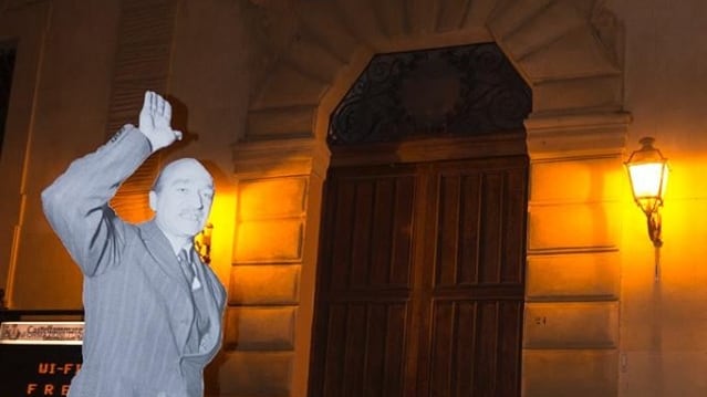 Giorgio Almirante spunta a Castellamare del Golfo, ma è una sagoma