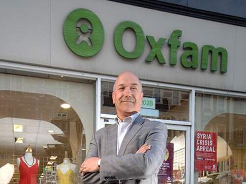 Scandalo Oxfam, gravi accuse contro il capo dell'ong: "Sapeva degli abusi sessuali"