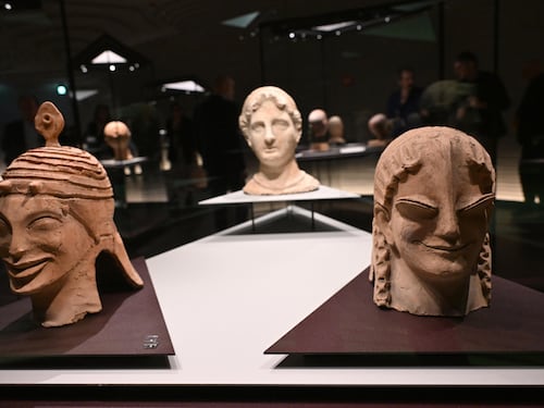 Al Museo Rovati la fascinazione dell’arte del ’900 per gli etruschi