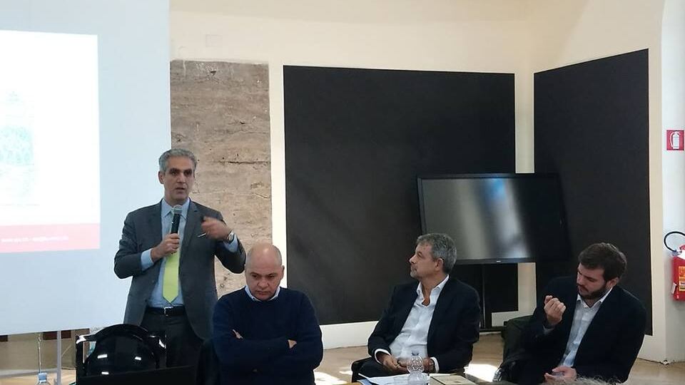 Dal giornalismo alle fake news. "Il pericolo è nella propaganda"