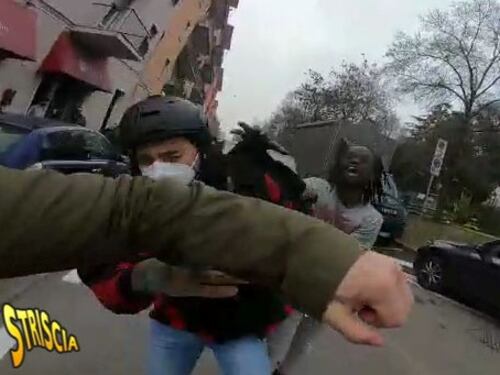 "È l'aggressione più violenta...". Calci, pugni, sputi su Brumotti