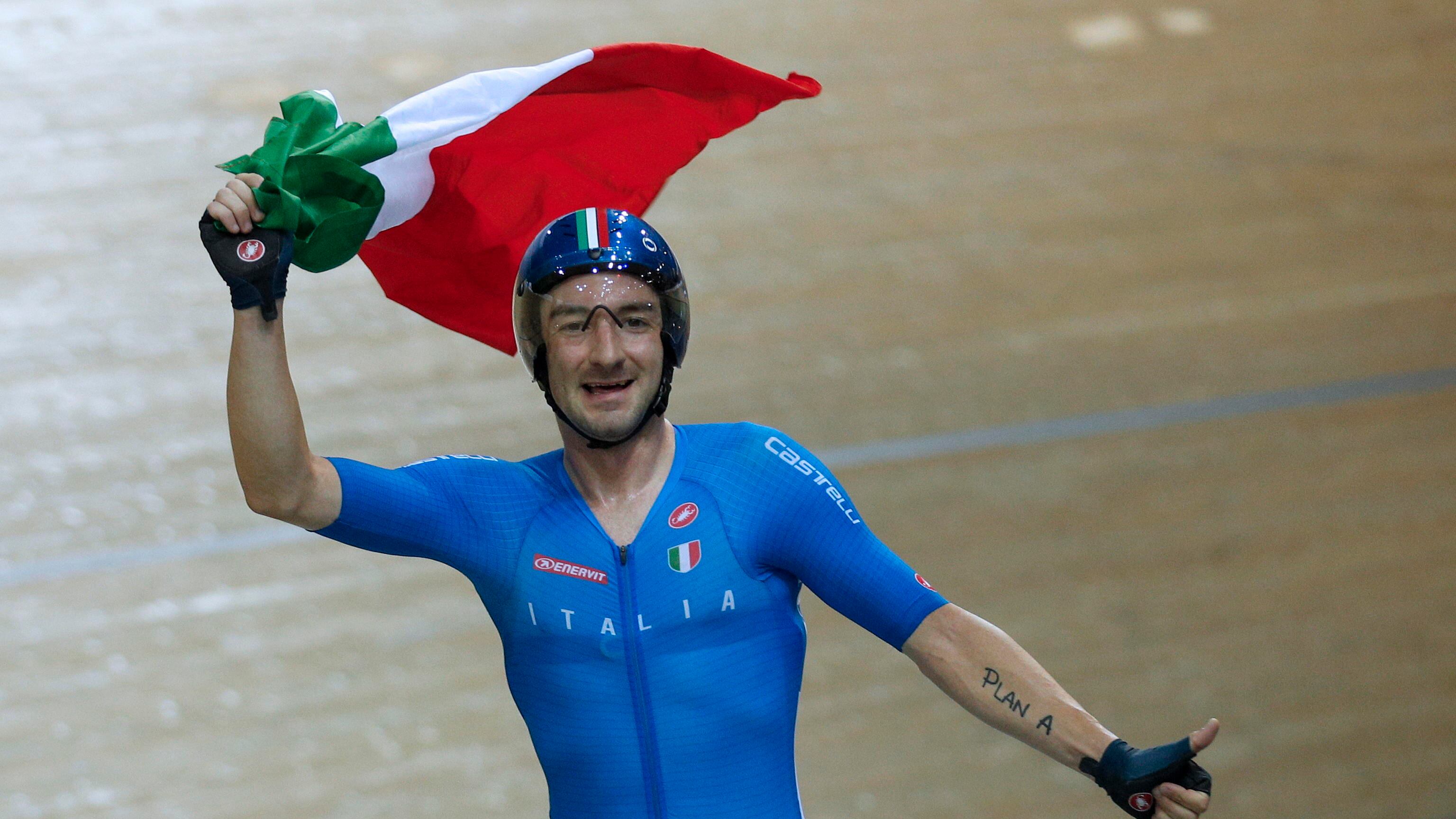 Altro trionfo per l'Italia ai Mondiali: Elia Viviani è oro nella gara a eliminazione