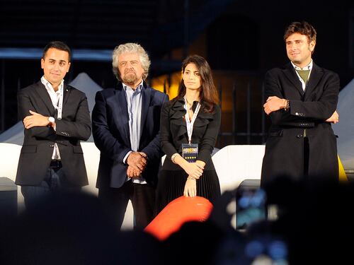 Grillo l'ha già venduta. Scoppia la guerra Di Maio-Fico