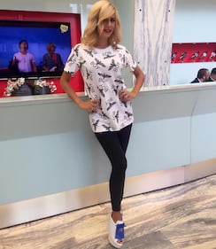 Paola Caruso supersexy dopo l'Isola dei Famosi 2