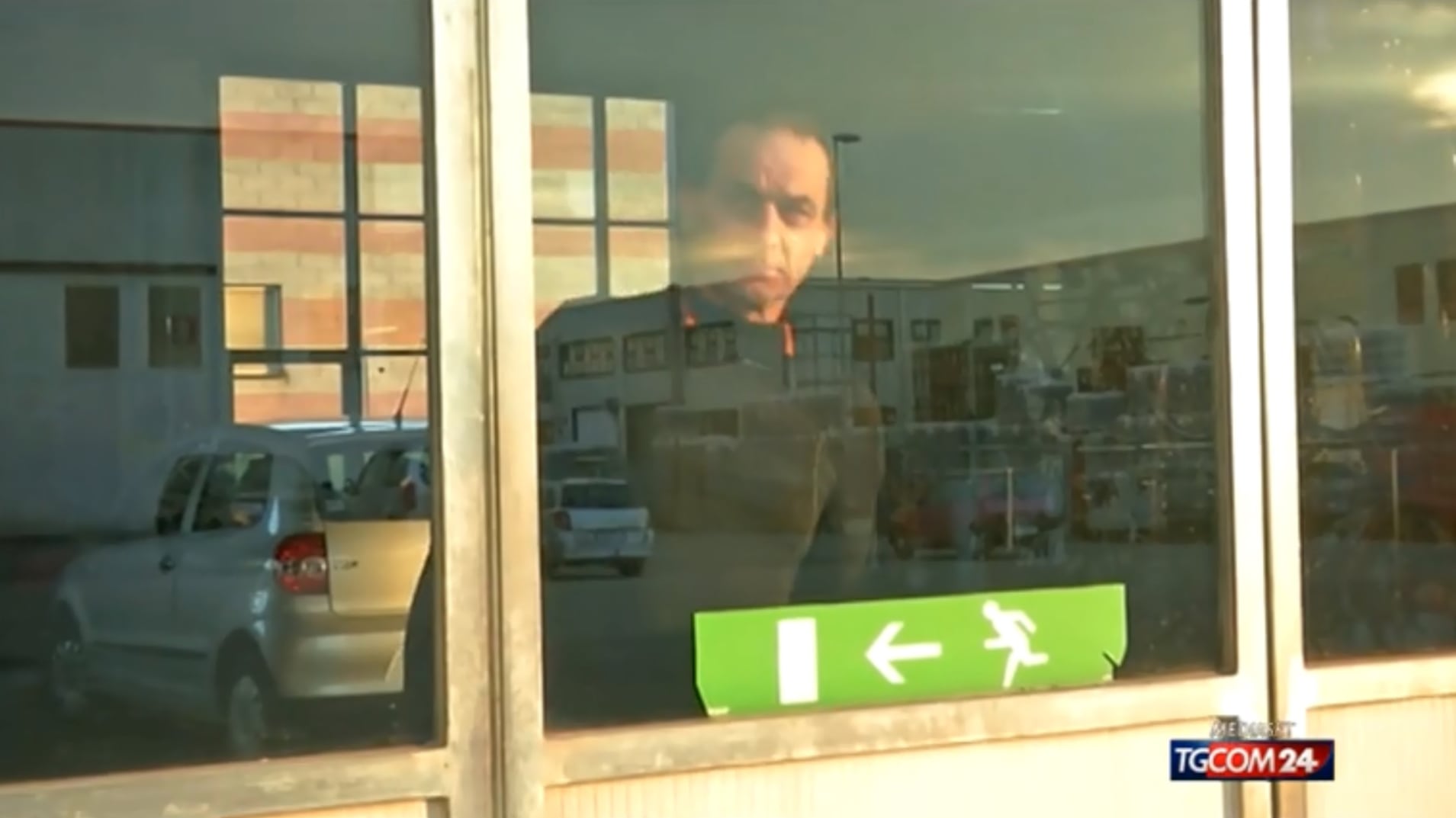 Dopo 38 furti uccide un ladro Indagato, ma il paese è con lui