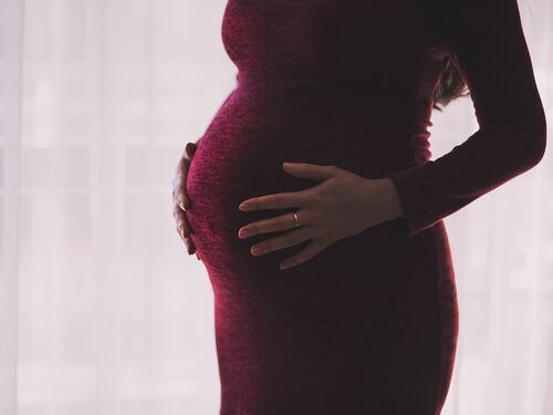 Cantù, medico prescrive lassativo a donna incinta: la bimba muore