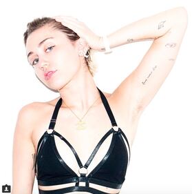 Miley Cyrus nuda per Terry Richardson 6
