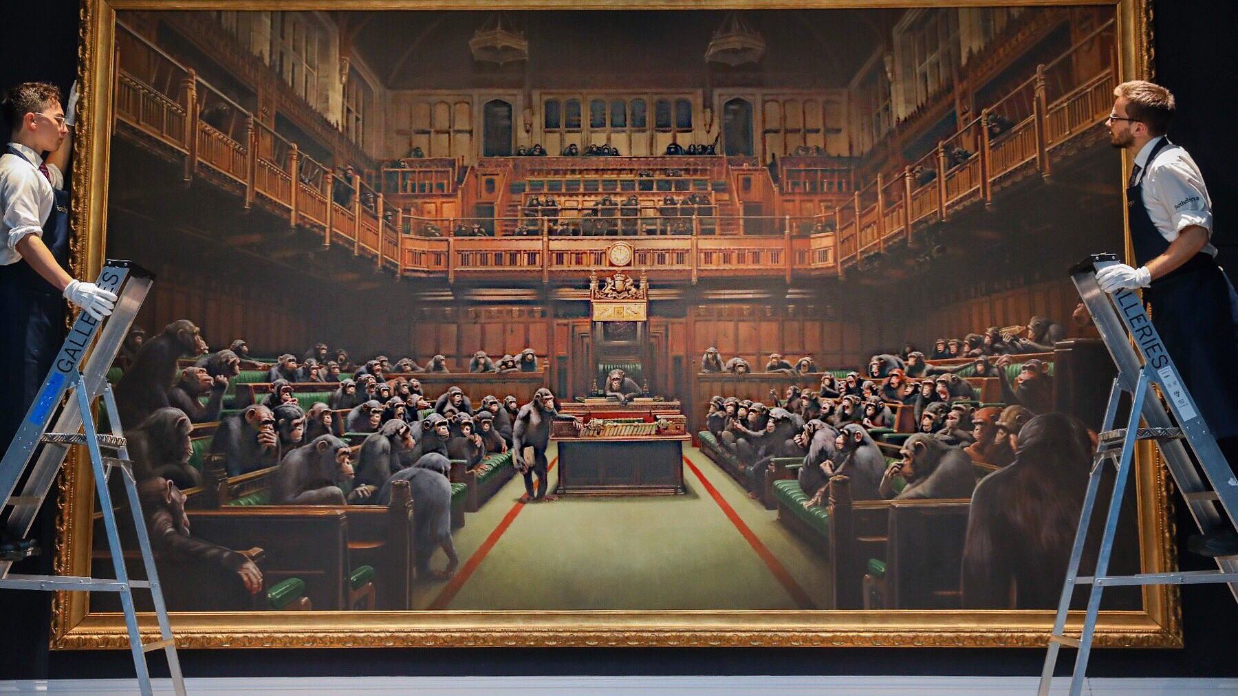 Deputati come scimmie. La Brexit va all'asta e fa il record con Banksy