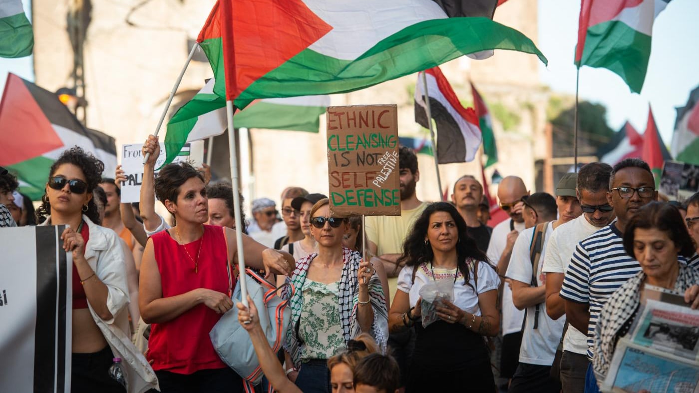 "Siamo a un passo dalla caccia all'ebreo". Ora le manifestazioni antisemite fanno paura