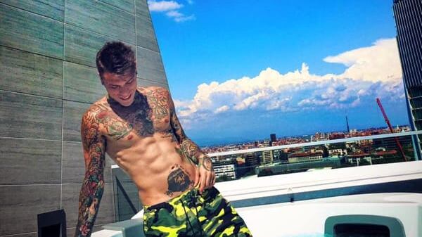 Fedez affitta il suo attico extralusso a Milano a 10mila euro al mese