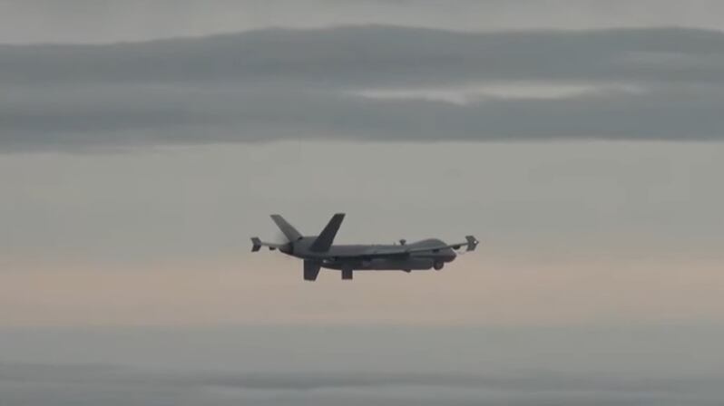 Esercitazioni, droni e scenari di guerra: Usa e Corea del Sud rispondo al supermissile di Kim