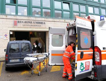 Perugia, uomo uccide due impiegate e poi si ammazza 4