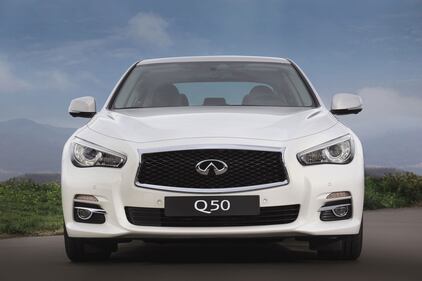 Infiniti Q50 10