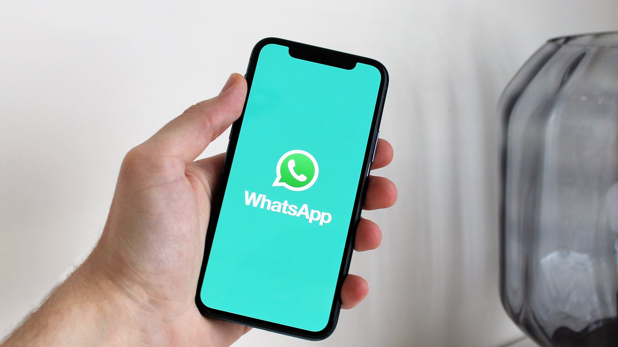 Foto compromettente? Ora su WhatsApp si autodistrugge