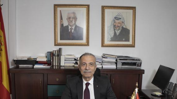 Madrid sempre più contro Israele: nominato primo ambasciatore palestinese in Spagna