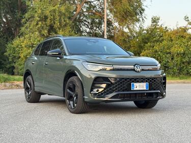 Volkswagen Tiguan eHybrid: guarda la gallery del nuovo SUV ibrido 1