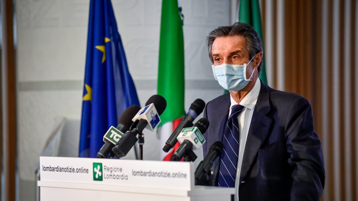 Fontana ora firma l'ordinanza: ecco la stretta sulla Lombardia
