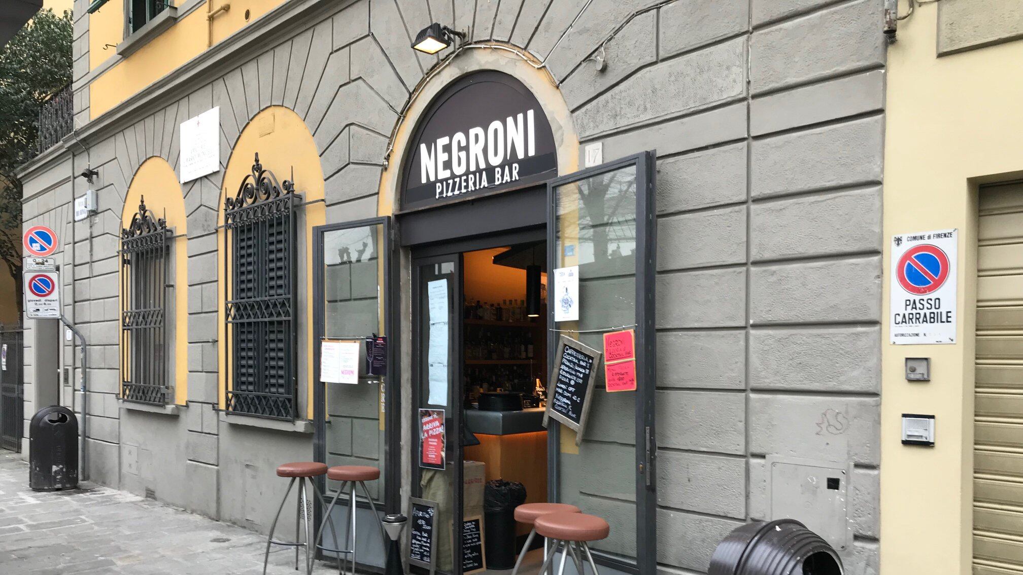"Amici Miei", il bar Necchi andrà all'asta: condannato l'ex-gestore di sinistra